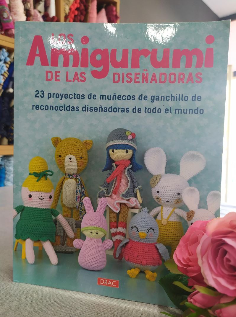 Livro Los Amigurumi de las Desenadoras